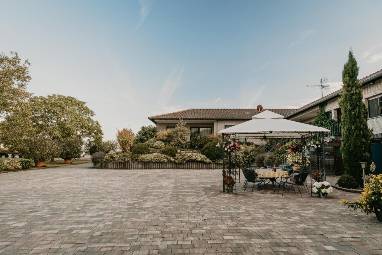 Weingut U. Gaestehaus Vogt-Fehlinger Biebelsheim Luaran gambar